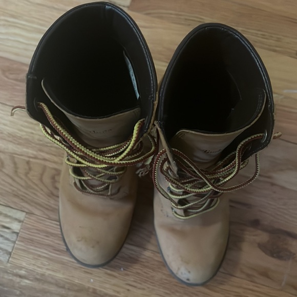 Timberland 5.5 women’s work boots nyc style laced up euc heeled - Picture 4 of 7